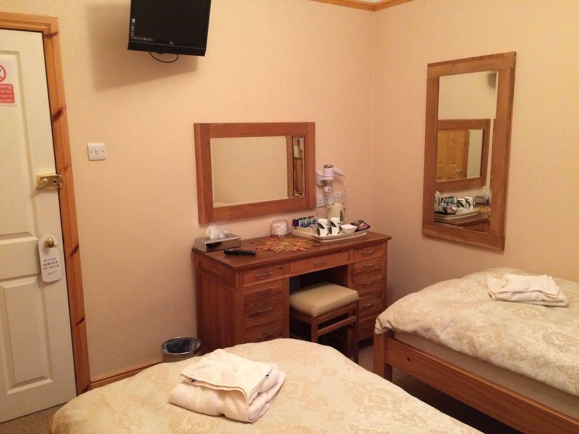 Hebridean Guest House Сторновэй Экстерьер фото